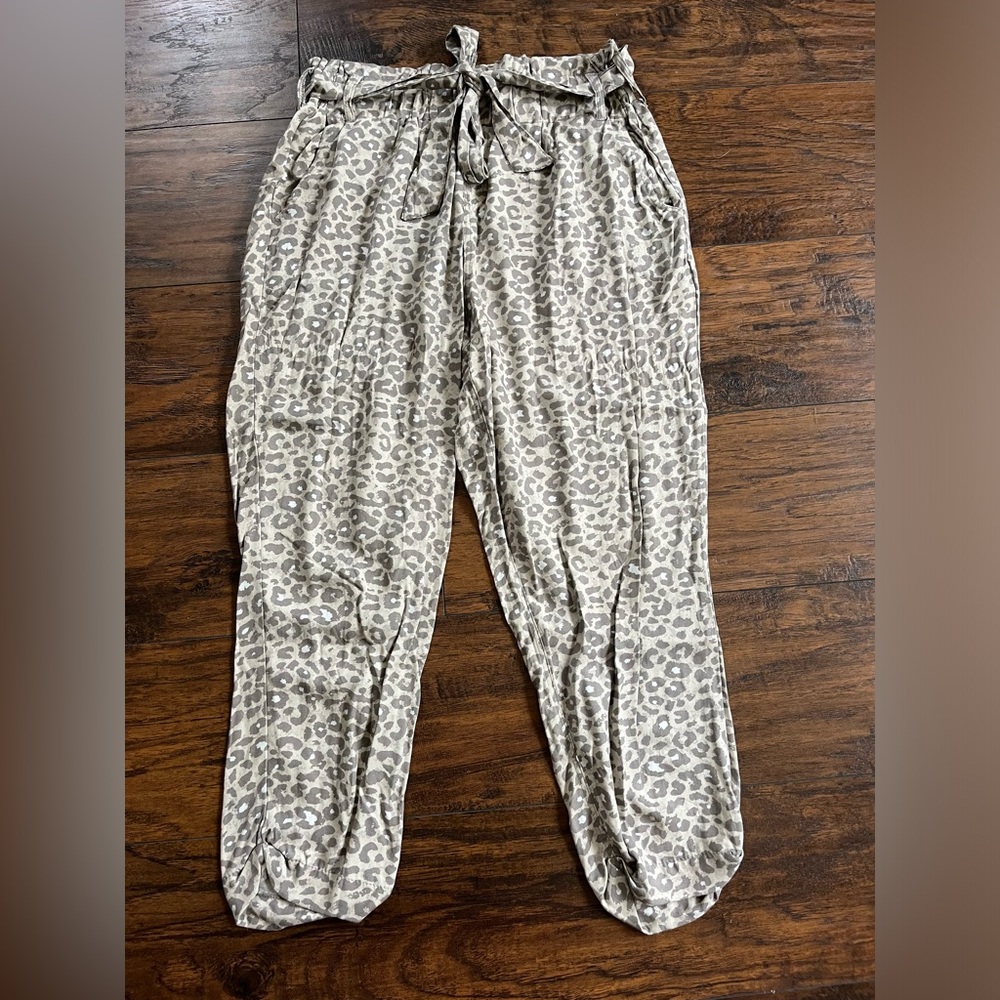 Cheetah print pants, size XL